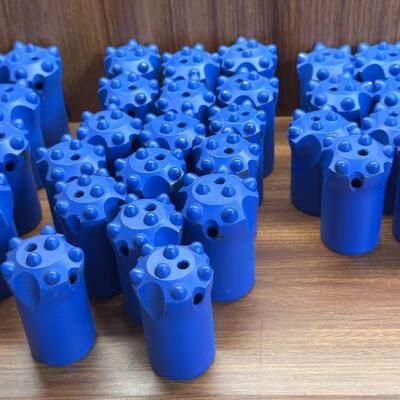 7 11 12 Grade Conic Button Drill Bits Rock Drilling Tools voor de steengroeve en mijnen