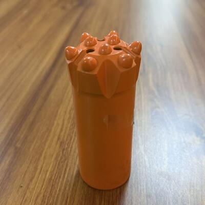 R32 45MM draadvormige boorstang Rotsboringsinstrumenten voor het boren van hellingen op snelwegen