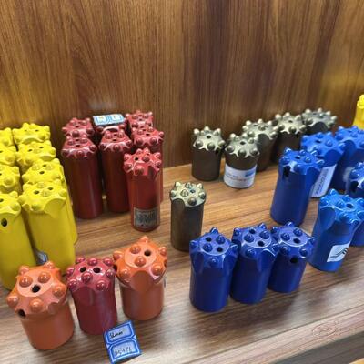 Conische schroefdraad knop boorbeitels rotsboor gereedschap voor mijnbouw en steengroeven